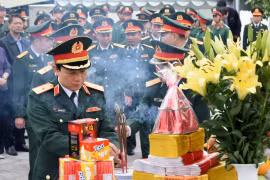 Truy điệu, an táng hài cốt liệt sỹ quân tình nguyện Việt Nam hy sinh tại Lào