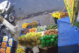 CLIP: Ô tô mất lái tông 6 xe máy ở trung tâm Đà Nẵng