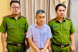 Bắt giám đốc công ty đưa hối lộ cho trung tâm đăng kiểm