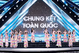 Hoa hậu 'ơ kìa'