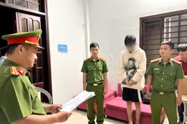 Bắt đối tượng tàng trữ số lượng lớn ma túy tại nhà 