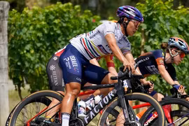 Nguyễn Thị Thật gặp tai nạn phải khâu nhiều mũi, bỏ cuộc ở Giro d'Italia Donne 2023