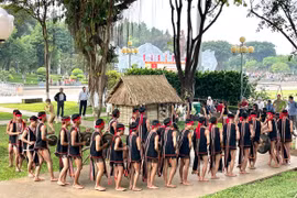Thêm không gian cho cồng chiêng