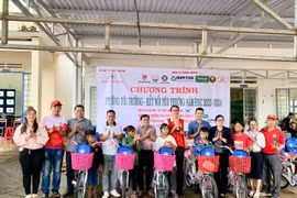 Chương trình “Trường tới trường - Kết nối yêu thương” tại xã Đak Ta Ley