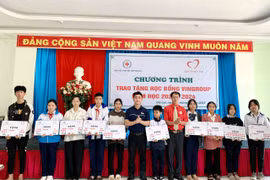 187 học sinh, sinh viên Gia Lai được nhận học bổng Vingroup năm học 2023-2024