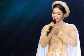 Phạm Phương Thảo, ca sĩ trẻ nhất được phong NSND