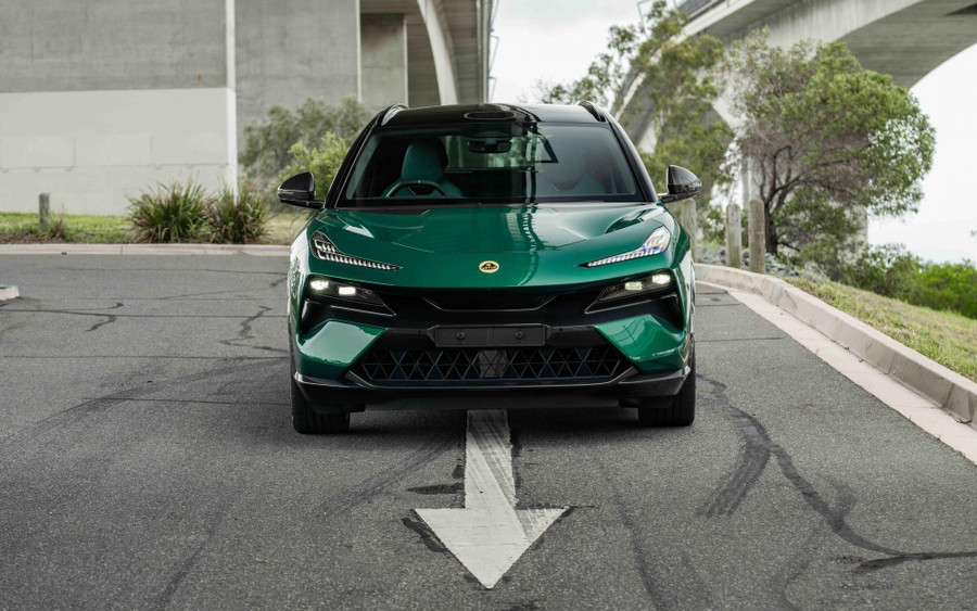 Lotus Eletre là SUV thuần điện thể thao. glo-lotus-viet-nam-2.jpg