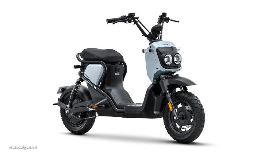glo-zoomer-e-238-6.jpg