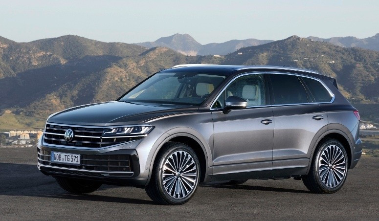 Ở ngoại thất, Touareg 2025 gây ấn tượng với diện mạo hiện đại. Ảnh: S.t 3volkswagen-touareg-25-0608.jpg