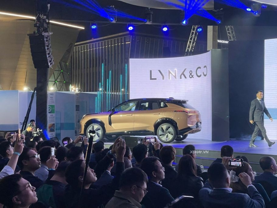 glo-d-suv-lynk-co-08-em-p-4.jpg