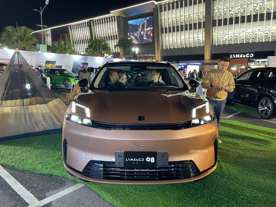 glo-d-suv-lynk-co-08-em-p-1.jpg