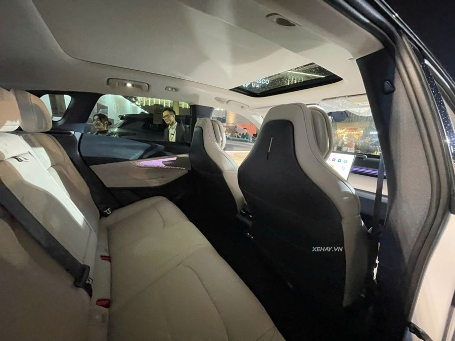 glo-d-suv-lynk-co-08-em-p-9.jpg
