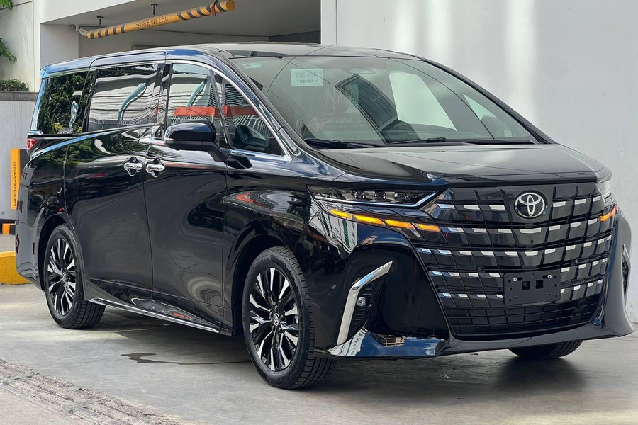 Toyota Alphard. glo-xe-hang-sang-viet-nam-2.jpg