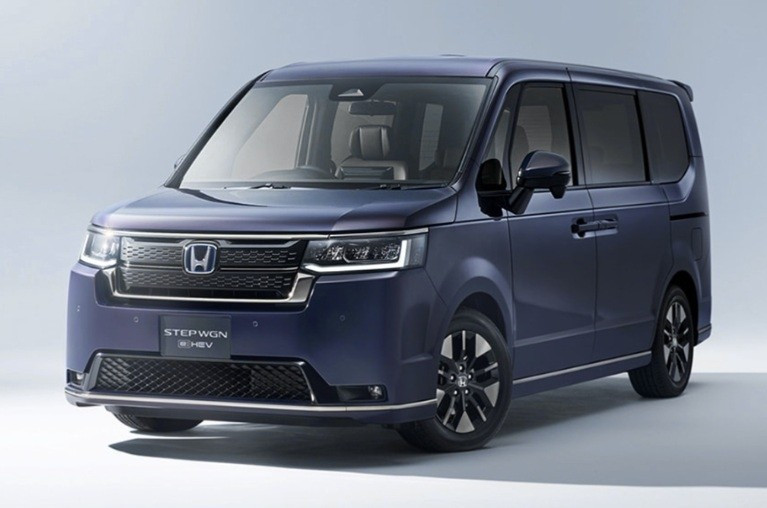 glo-honda-stepwgn-1.jpg
