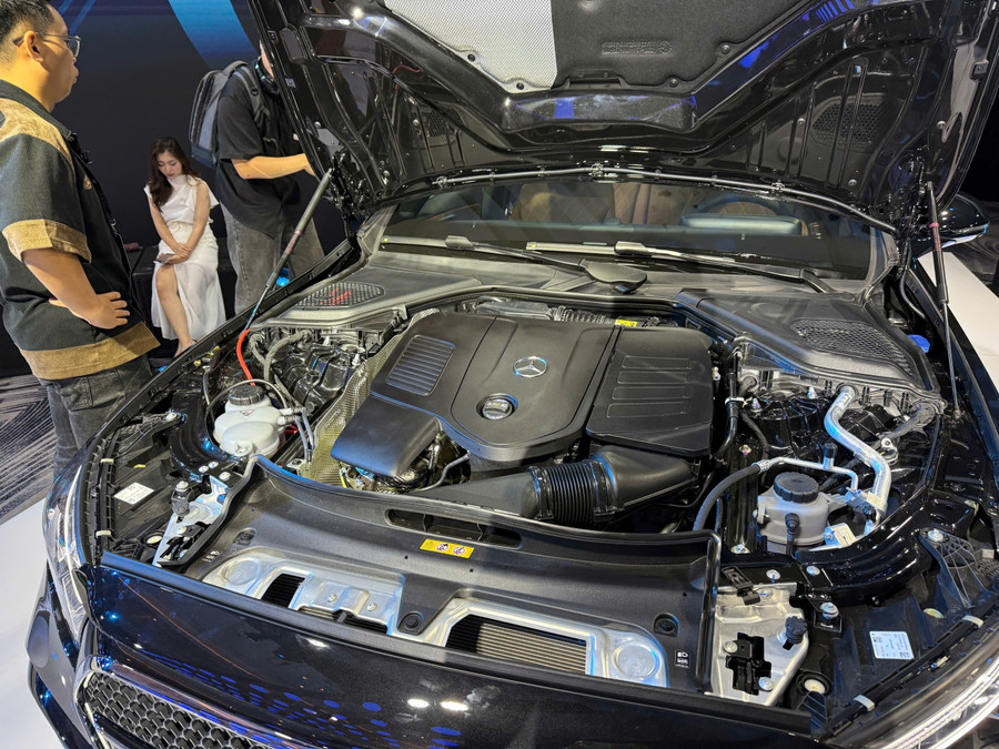 glo-mercedes-benz-e-class-7.jpg