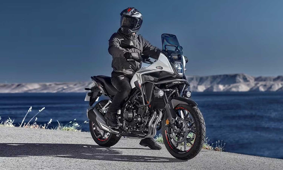 Mức tiêu hao nhiên liệu của Honda NX500 khá hợp lý khi so sánh với các mẫu xe khác cùng phân khúc. glo-honda-nx500-17825-1.jpg