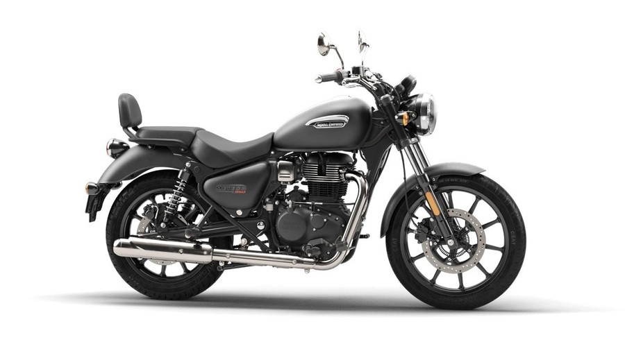 Xe trang bị hệ thống chống bó cứng phanh (ABS) 2 kênh. glo-royal-enfield-meteor-350-5.jpg