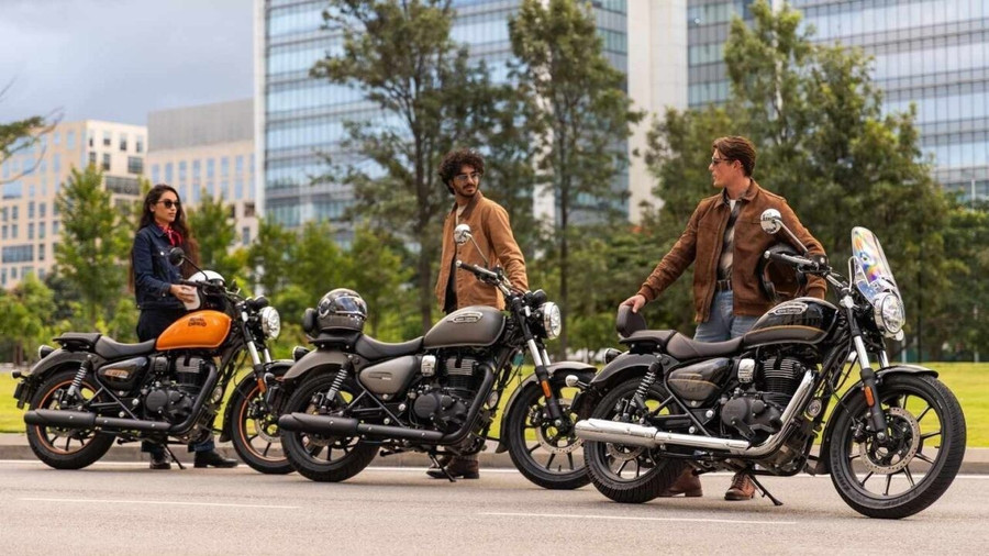 “Trái tim” của Meteor 350 2025 là khối động cơ 349cc, xi-lanh đơn glo-royal-enfield-meteor-350-4.jpg