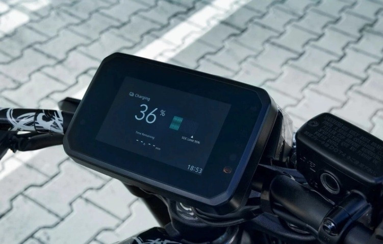 glo-9925-6.jpg