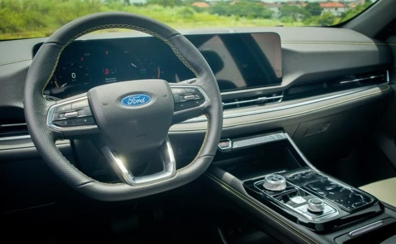 2ford-territory-hybrid.jpg