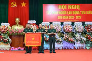 Đoàn Kinh tế - Quốc phòng 72 đón nhận Cờ thi đua của Chính phủ 