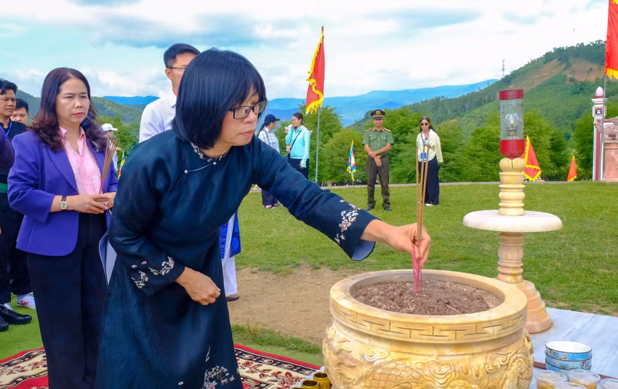pho-chu-tich-ubnd-tinh-nguyen-thi-thanh-lich-doc-van-te-dang-huong-tai-dai-kinh-thien-mo-dau-chuoi-hoat-dong-cua-lien-hoan-quoc-te-vo-co-truyen-viet-nam-lan-thu-ix-gia-lai-2026-2.jpg