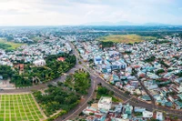 Bí thư Tỉnh ủy Hồ Văn Niên phát biểu chỉ đạo tại hội nghị. Ảnh: Đăng Vũ