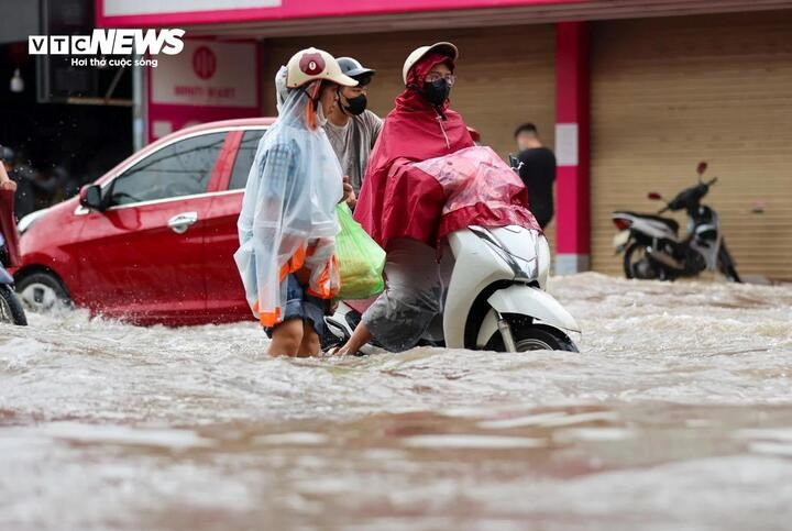 Từ hôm nay, nhiều nơi trên cả nước mưa lớn. (Ảnh minh hoạ: Đắc Huy) Từ hôm nay, nhiều nơi trên cả nước mưa lớn. (Ảnh minh hoạ: Đắc Huy)