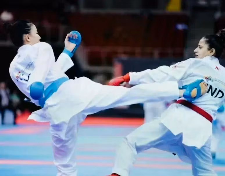 Hoàng Thị Mỹ Tâm (đai xanh) sẽ tập trung chuẩn bị cho giải Đông Nam Á 2025. Ảnh: WKF