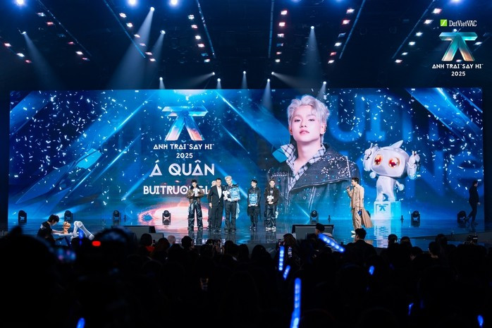 buitruonglinh là á quân "Anh trai say hi" mùa 2