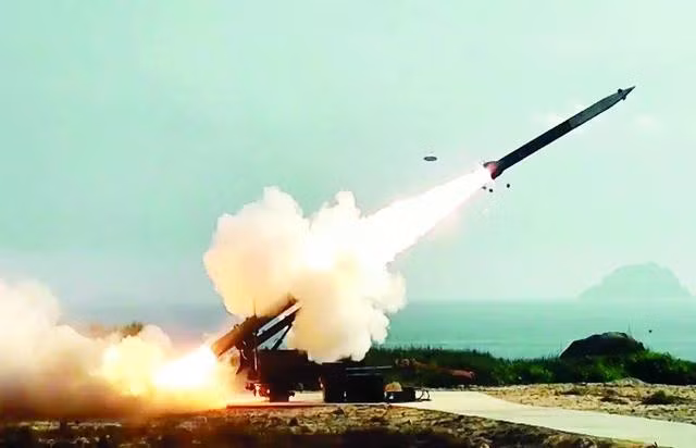 Lữ đoàn 685 (Vùng 4 Hải quân) phóng tên lửa diệt hạm, năm 2018