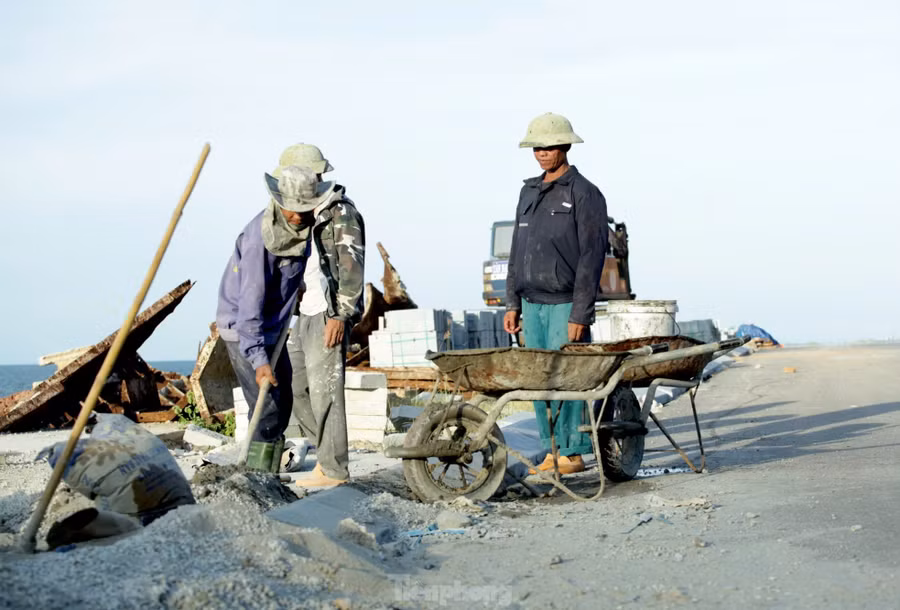 Đến nay, các cầu Kênh nhà Lê, Lạch Vạn, Nghi Quang đã hoàn thành. Cầu Hoàng Mai, Nghi Tân sẽ hoàn thành trong tháng 12/2024. Cầu Lạch Quèn, Cửa Thơi hoàn thành vào tháng 1/2025.