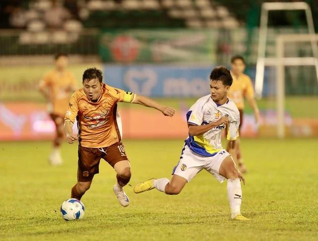 Minh Vương thể hiện trọn vẹn trong vai trò thủ quân Minh Vương thể hiện trọn vẹn trong vai trò thủ quân