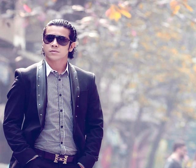 Hình ảnh phong trần của Kasim Hoàng Vũ thời trẻ