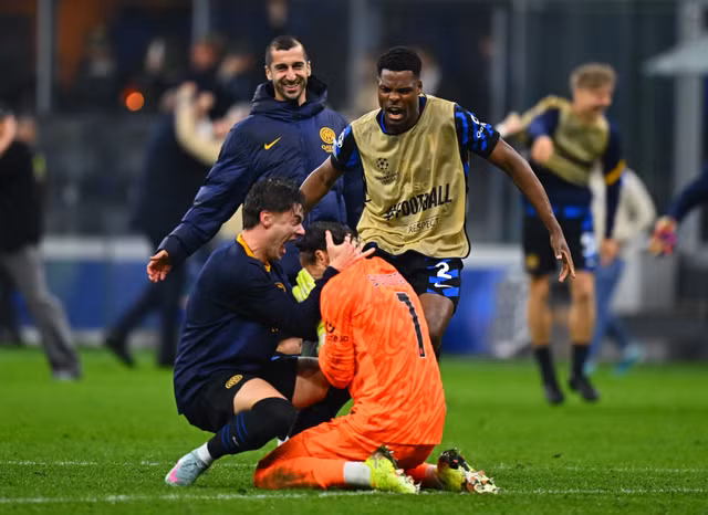 Thủ thành Yann Sommer thi đấu cực hay, nhận giải thưởng "Cầu thủ xuất sắc nhất trận"