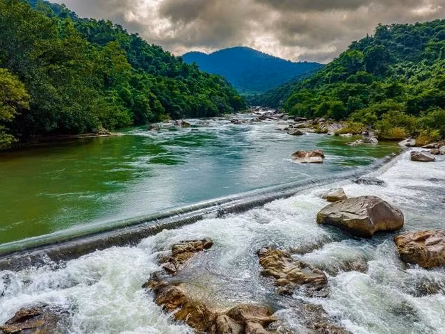 Một đập nước tại suối Hầm Hô