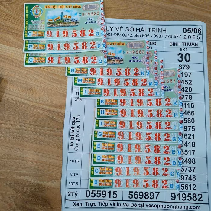 14 tờ vé số trúng giải độc đắc