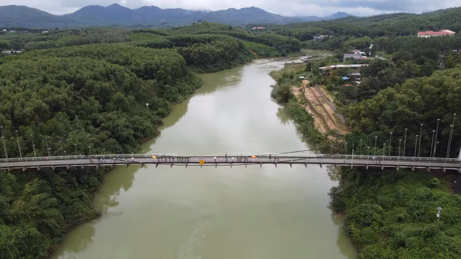 Cầu treo Bình Thành sau vụ tai nạn