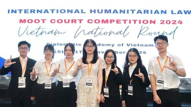 Sinh viên nhóm ngành luật Trường ĐH Mở Hà Nội Sinh viên nhóm ngành luật Trường ĐH Mở Hà Nội