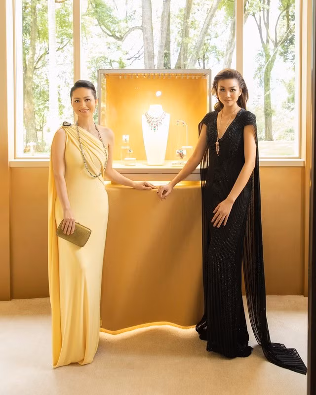 Thanh Hằng để lại ấn tượng trong chuyến công tác tại Singapore