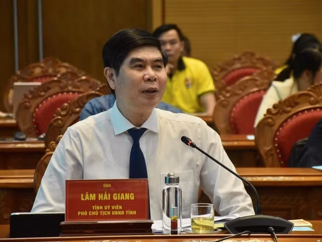 Ông Lâm Hải Giang, Phó chủ tịch UBND tỉnh Bình Định, đề nghị ngành du lịch và ngành đường sắt phối hợp đẩy mạnh khai thác du lịch đường sắt