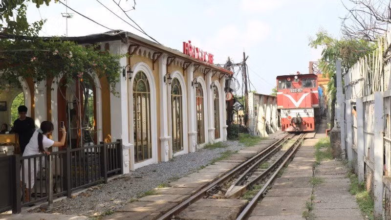 Du lịch đường sắt trong nội đô là một tài nguyên lớn còn chưa được khai thác.
