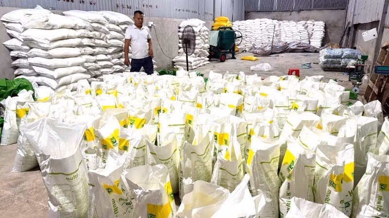 Công ty TNHH TM DV Phát Tiến Triển có dấu hiệu sản xuất, buôn bán phân bón giả.