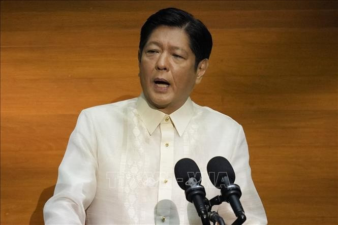 Tổng thống Philippines Ferdinand Marcos Jr. yêu cầu toàn bộ nội các từ chức. Ảnh: AFP/TTXVN tong-thong-philippines-cong-du-nuoc-ngoai-2082022.jpg