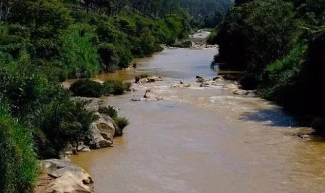 Sông La Bá, nơi Phó chủ tịch xã Xuân Trường bị lật xuồng, tử vong