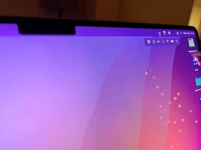 Apple sắp loại bỏ thiết kế 'tai thỏ' trên MacBook Pro vào 2 năm nữa