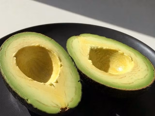 Bơ giàu kali, một khoáng chất rất cần thiết với người muốn kiểm soát huyết áp