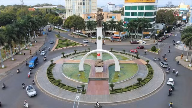 Tượng đài chiến thắng Buôn Ma Thuột - một trong những biểu tượng của tỉnh Đắk Lắk