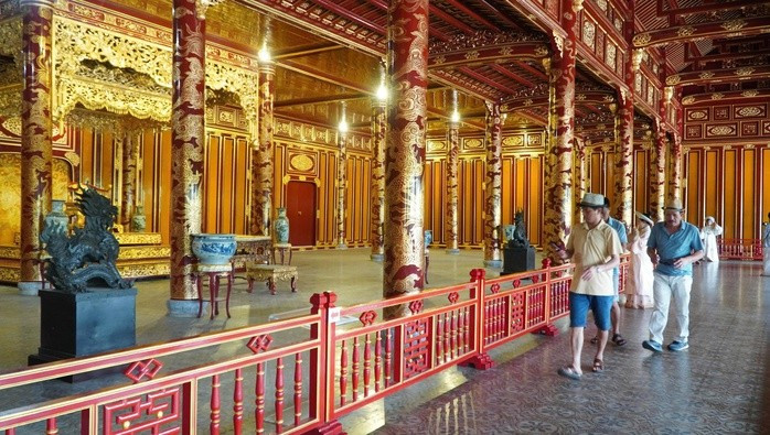 Sau sự việc, Trung tâm Bảo tồn di tích cố đô Huế đã tăng cường các biện pháp đảm bảo an ninh, an toàn cho các cổ vật, đặc biệt là bảo vật quốc gia. Sau sự việc, Trung tâm Bảo tồn di tích cố đô Huế đã tăng cường các biện pháp đảm bảo an ninh, an toàn cho các cổ vật, đặc biệt là bảo vật quốc gia.