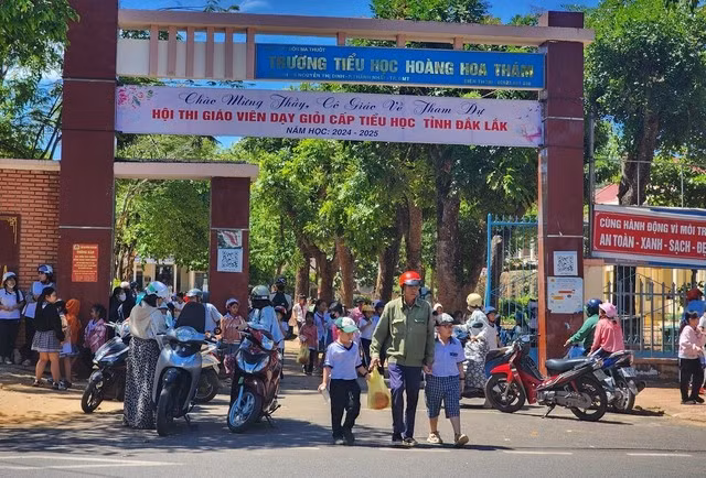 Trường Tiểu học Hoàng Hoa Thám - TP Buôn Ma Thuột bị phản ánh tổ chức dạy thêm thu tiền